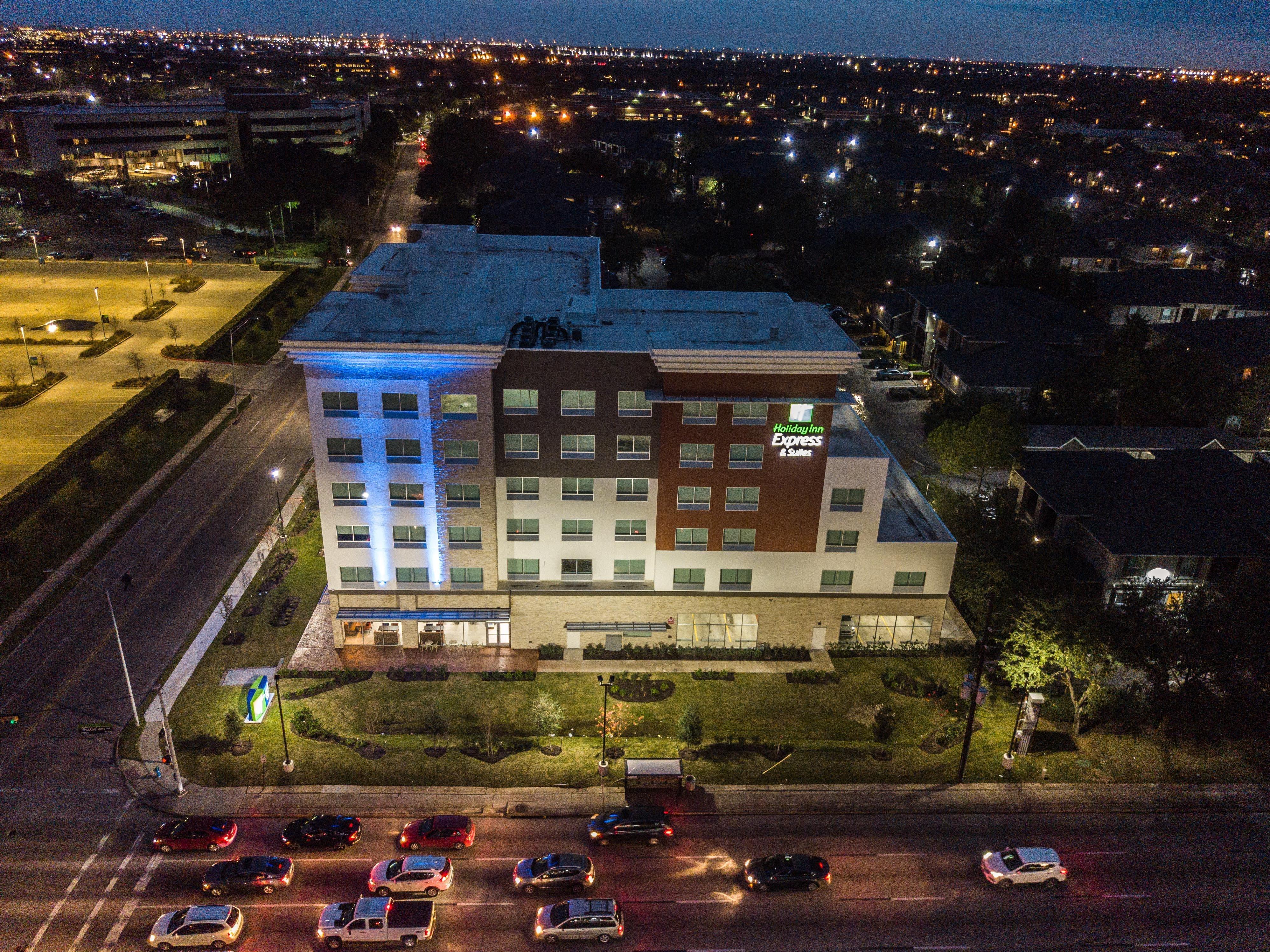 Holiday Inn Express & Suites - Houston Westchase - Westheimer By Ihg Экстерьер фото