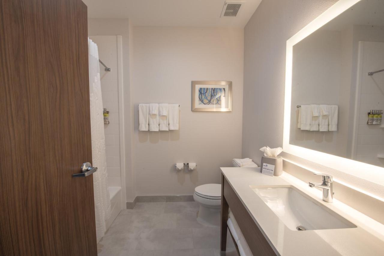 Holiday Inn Express & Suites - Houston Westchase - Westheimer By Ihg Экстерьер фото
